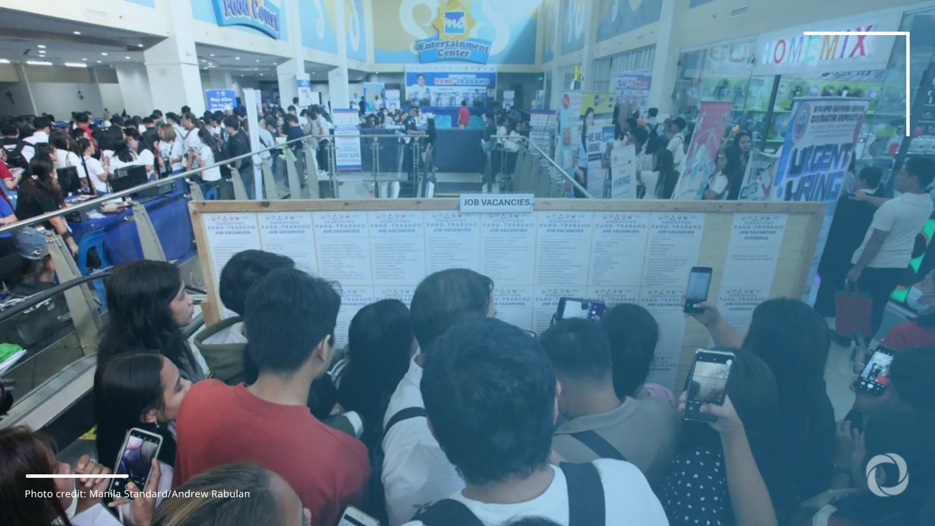 Unemployment rises in Philippines as nation approaches aging milestone